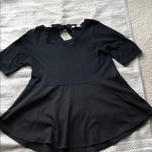 Black peplum sweater blouse - Picture 2 of 2